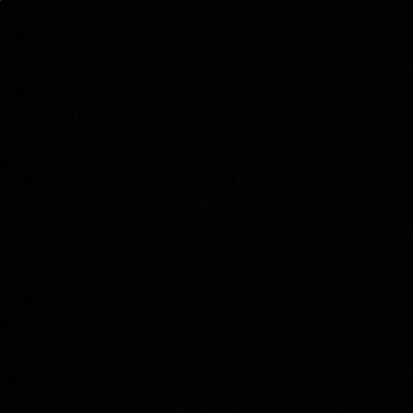 Meet your Posher, Jessica - Picture 1 of 1